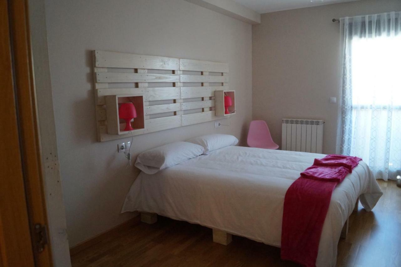 Apartamento Turistico “El Yugo” Arguedas Exterior photo